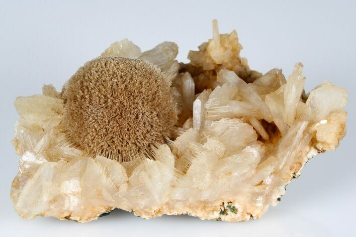 Thomsonite (Zeolite) on Heulandite - Maharashtra, India #184720